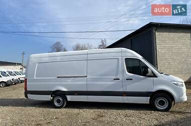 Грузовой фургон Mercedes-Benz Sprinter 2022 в Хусте