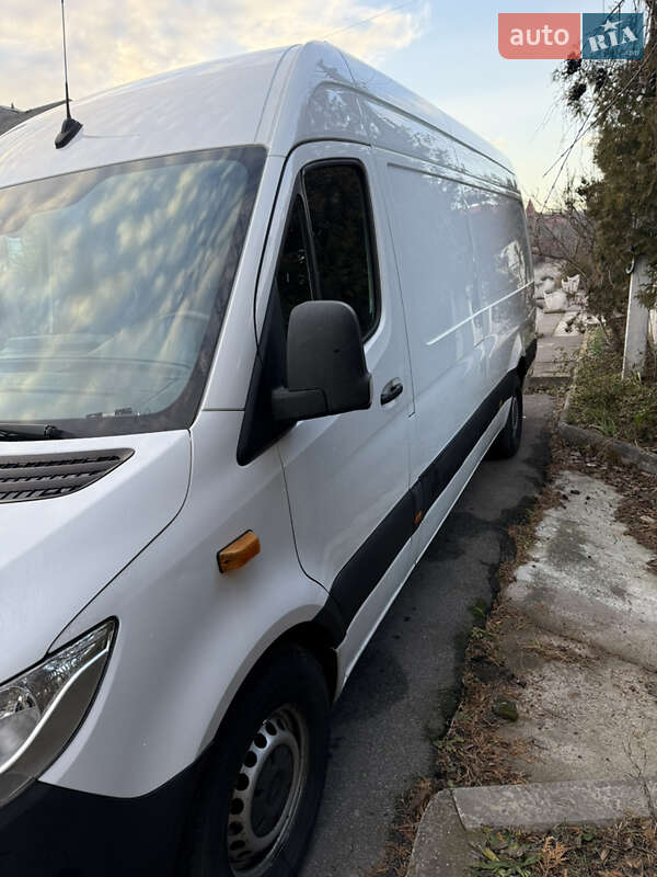 Вантажний фургон Mercedes-Benz Sprinter 2018 в Києві