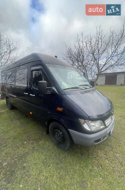 Грузопассажирский фургон Mercedes-Benz Sprinter 2005 в Косове