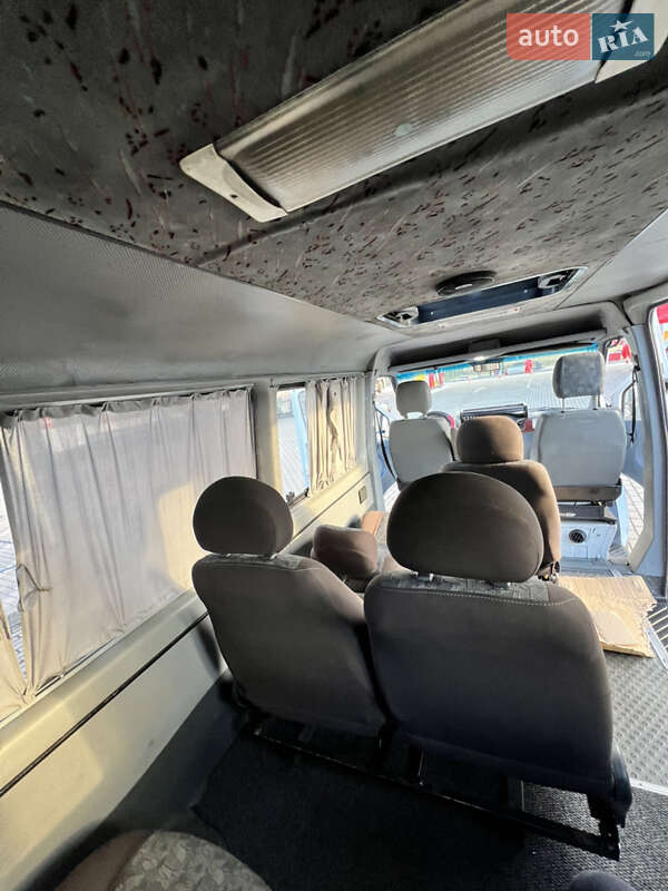 Грузопассажирский фургон Mercedes-Benz Sprinter 2003 в Виннице