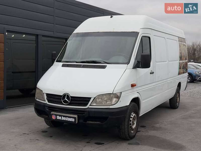 Вантажний фургон Mercedes-Benz Sprinter 2005 в Рівному