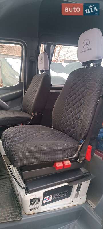 Мікроавтобус Mercedes-Benz Sprinter 2003 в Кривому Розі фото 34 Мікроавтобус Mercedes-Benz Sprinter 2003 в Кривому Розі