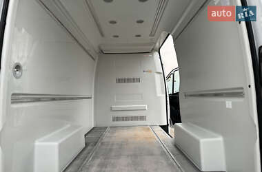 Грузовой фургон Mercedes-Benz Sprinter 2020 в 