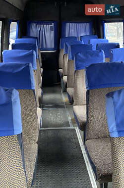 Мікроавтобус Mercedes-Benz Sprinter 2003 в 