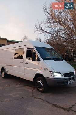 Грузовой фургон Mercedes-Benz Sprinter 2002 в Вознесенске