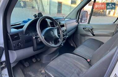 Грузовой фургон Mercedes-Benz Sprinter 2013 в 