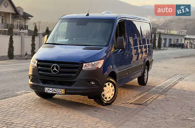Грузовой фургон Mercedes-Benz Sprinter 2020 в 