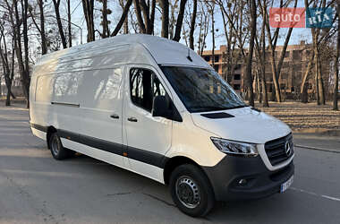 Грузовой фургон Mercedes-Benz Sprinter 2019 в Черновцах