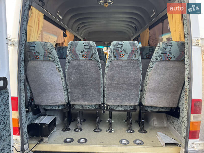 Мікроавтобус Mercedes-Benz Sprinter 2002 в Долині