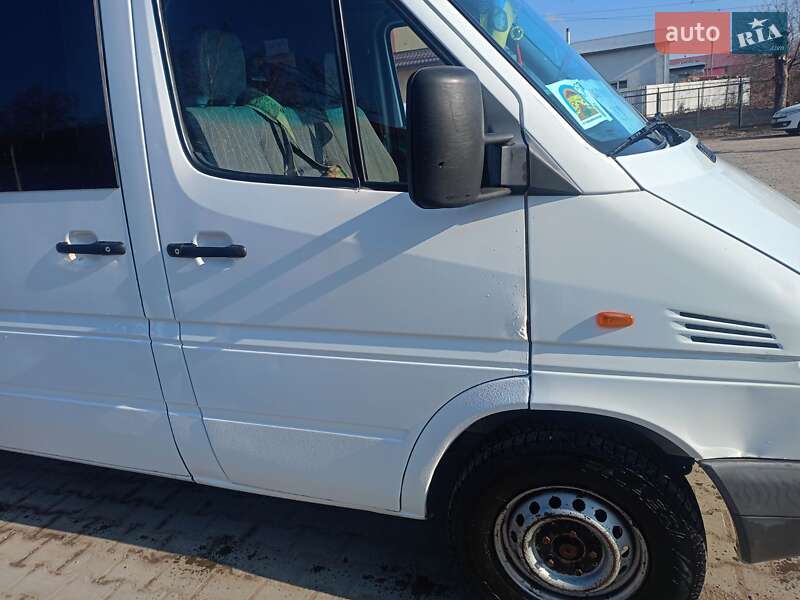 Вантажопасажирський фургон Mercedes-Benz Sprinter 2002 в Теребовлі