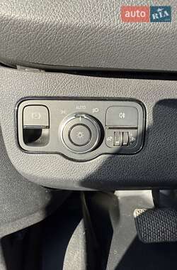 Грузовой фургон Mercedes-Benz Sprinter 2022 в 