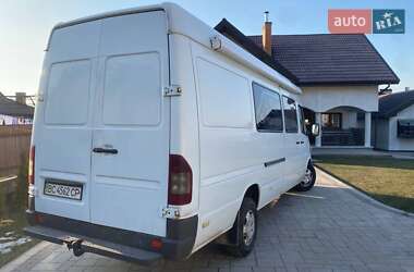 Грузопассажирский фургон Mercedes-Benz Sprinter 2004 в Новояворовске