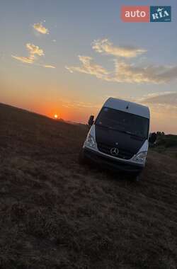 Вантажний фургон Mercedes-Benz Sprinter 2013 в 