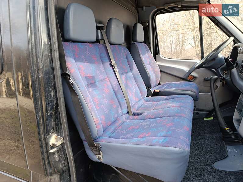 Грузовой фургон Mercedes-Benz Sprinter 1998 в Белгороде-Днестровском фото 16 Грузовой фургон Mercedes-Benz Sprinter 1998 в Белгороде-Днестровском