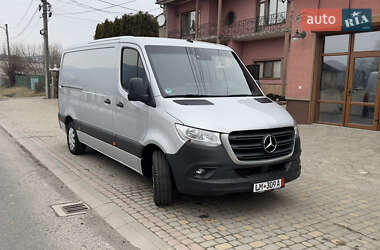 Грузовой фургон Mercedes-Benz Sprinter 2020 в 