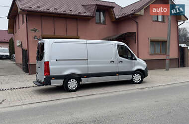 Грузовой фургон Mercedes-Benz Sprinter 2020 в 