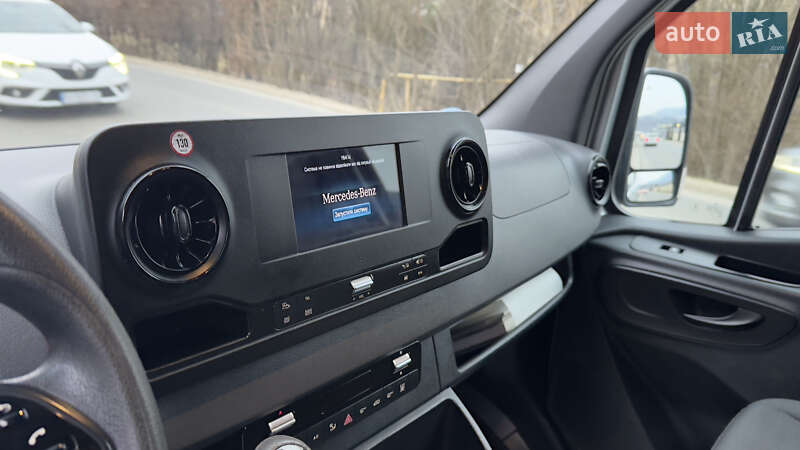 Грузовой фургон Mercedes-Benz Sprinter 2020 в Сваляве
