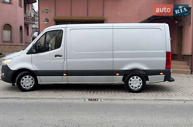 Грузовой фургон Mercedes-Benz Sprinter 2020 в 