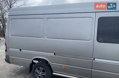Грузовой фургон Mercedes-Benz Sprinter 2004 в 