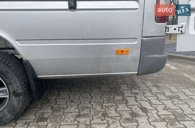 Грузовой фургон Mercedes-Benz Sprinter 2004 в 
