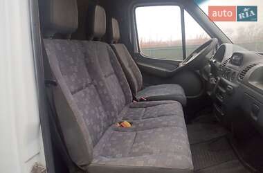 Грузовой фургон Mercedes-Benz Sprinter 2004 в Каменец-Подольском