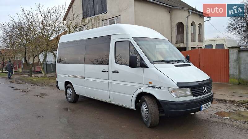 Мікроавтобус Mercedes-Benz Sprinter 1998 в Ужгороді