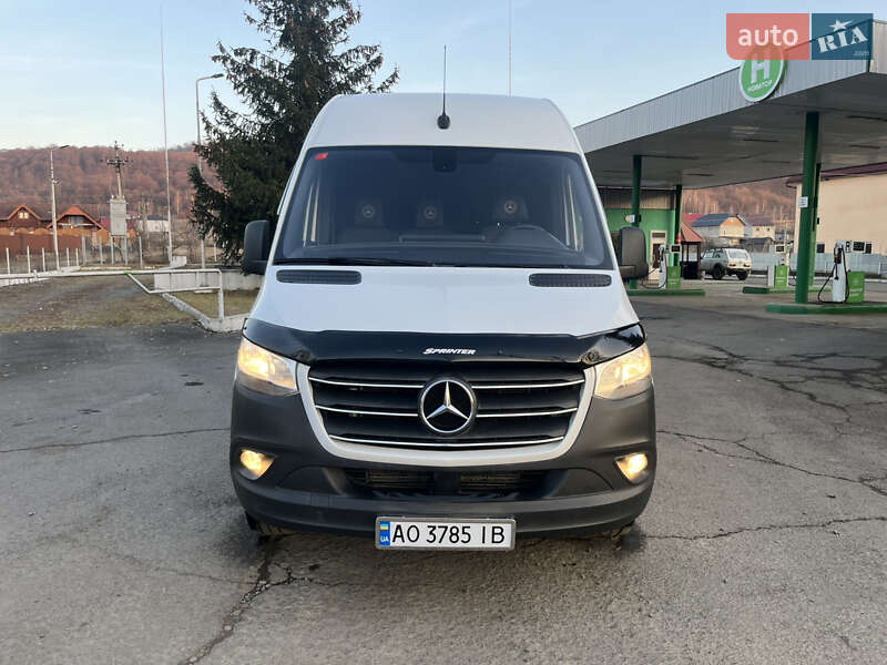 Микроавтобус Mercedes-Benz Sprinter 2020 в Тячеве