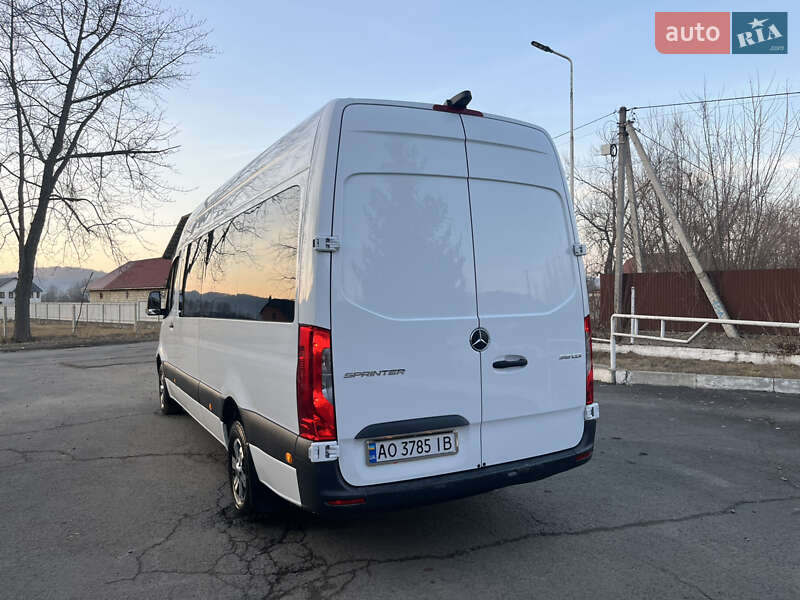Микроавтобус Mercedes-Benz Sprinter 2020 в Тячеве