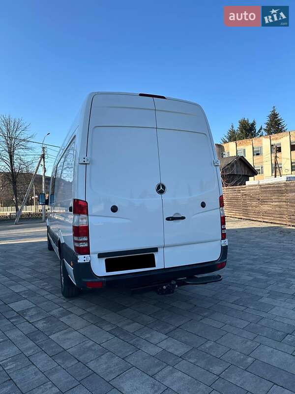 Мікроавтобус Mercedes-Benz Sprinter 2016 в Тячеві