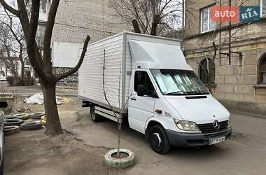 Грузовой фургон Mercedes-Benz Sprinter 2000 в Николаеве