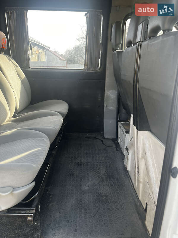 Грузопассажирский фургон Mercedes-Benz Sprinter 2004 в Львове