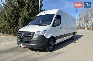 Грузовой фургон Mercedes-Benz Sprinter 2020 в 