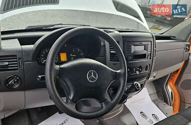 Грузовой фургон Mercedes-Benz Sprinter 2016 в 
