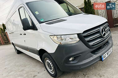 Грузовой фургон Mercedes-Benz Sprinter 2018 в 
