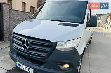 Грузовой фургон Mercedes-Benz Sprinter 2018 в 