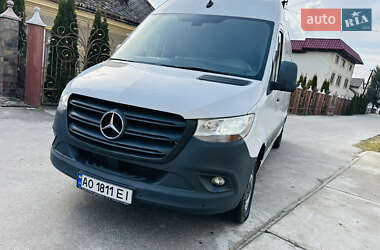 Грузовой фургон Mercedes-Benz Sprinter 2018 в 