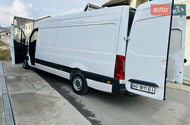 Грузовой фургон Mercedes-Benz Sprinter 2018 в 