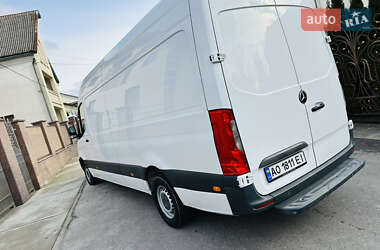 Грузовой фургон Mercedes-Benz Sprinter 2018 в 