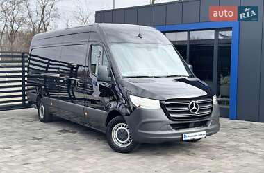 Вантажний фургон Mercedes-Benz Sprinter 2019 в Рівному