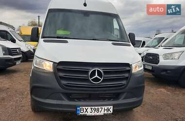 Вантажний фургон Mercedes-Benz Sprinter 2018 в Івано-Франківську