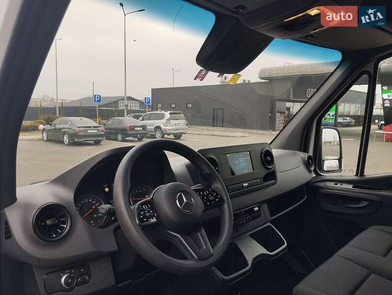 Грузовой фургон Mercedes-Benz Sprinter 2020 в Тернополе фото 75 Грузовой фургон Mercedes-Benz Sprinter 2020 в Тернополе