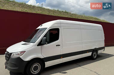 Грузовой фургон Mercedes-Benz Sprinter 2018 в 