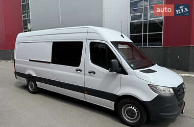 Грузовой фургон Mercedes-Benz Sprinter 2018 в 