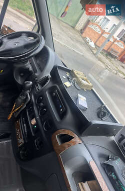 Городской автобус Mercedes-Benz Sprinter 2001 в 