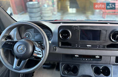 Грузовой фургон Mercedes-Benz Sprinter 2019 в 
