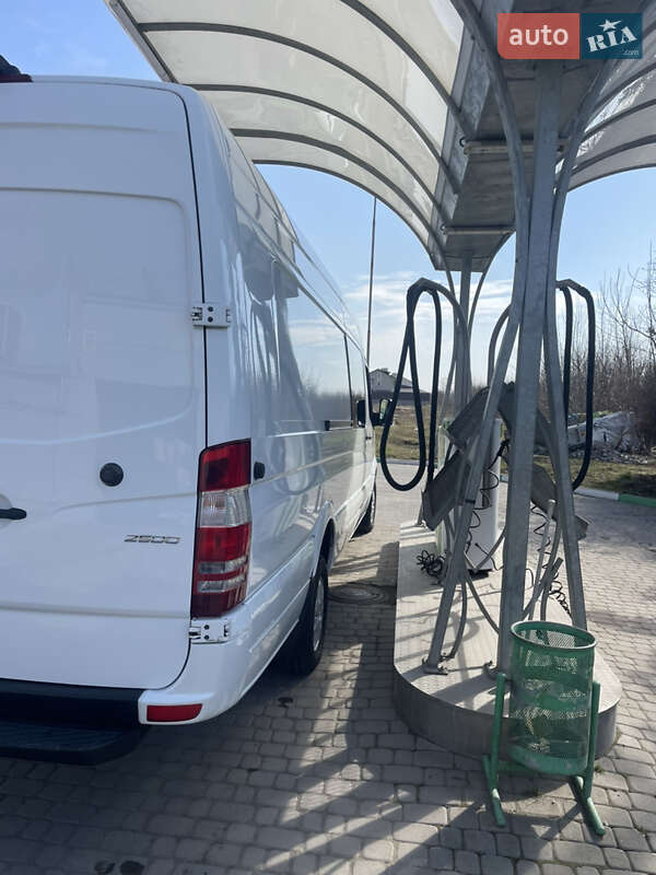 Грузопассажирский фургон Mercedes-Benz Sprinter 2017 в Тернополе фото 17 Грузопассажирский фургон Mercedes-Benz Sprinter 2017 в Тернополе