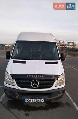 Грузовой фургон Mercedes-Benz Sprinter 2009 в 