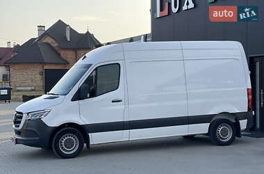 Вантажний фургон Mercedes-Benz Sprinter 2019 в 
