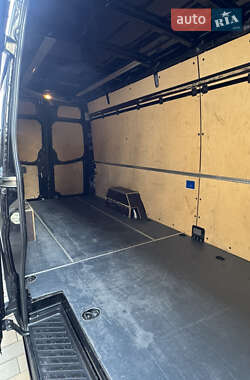 Грузовой фургон Mercedes-Benz Sprinter 2018 в 