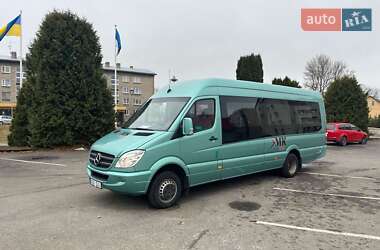 Туристичний / Міжміський автобус Mercedes-Benz Sprinter 2013 в 